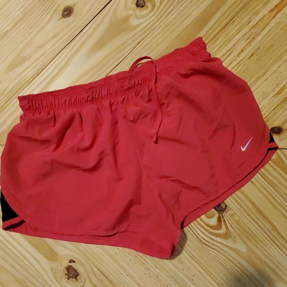 Nike Dri-Fit pink linedRunning Shorts size Medium